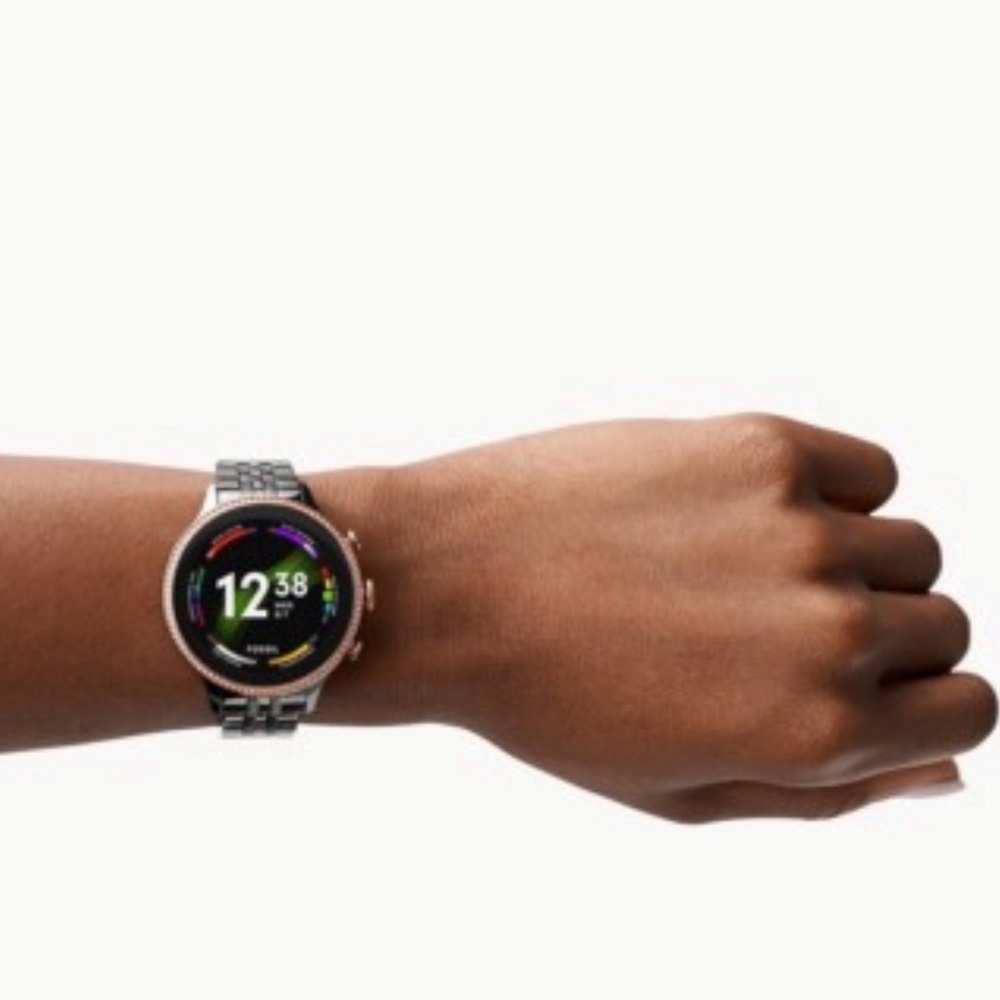 Fossil Gen 6 Smartwatch with Rose Gold Bezel and Gray Metal Band - Picture 7 of 8
